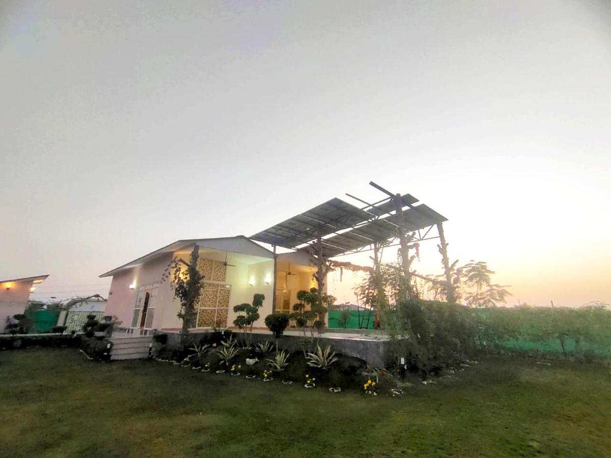Shaw Estate-Farm House For A Small Parties-Jp Farm Greater Noida Exterior photo