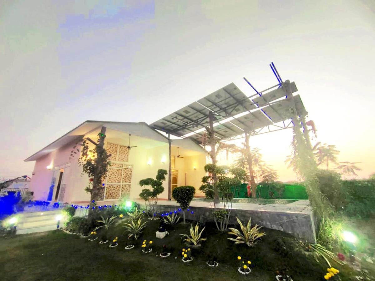 Shaw Estate-Farm House For A Small Parties-Jp Farm Greater Noida Exterior photo